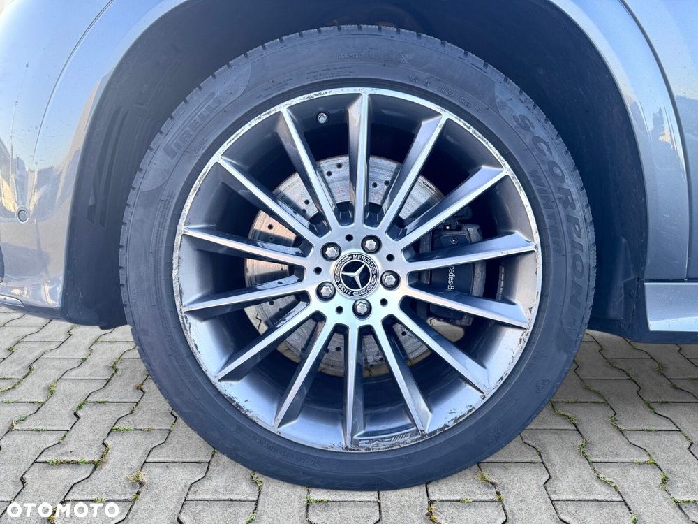 Mercedes-Benz GLE - 10