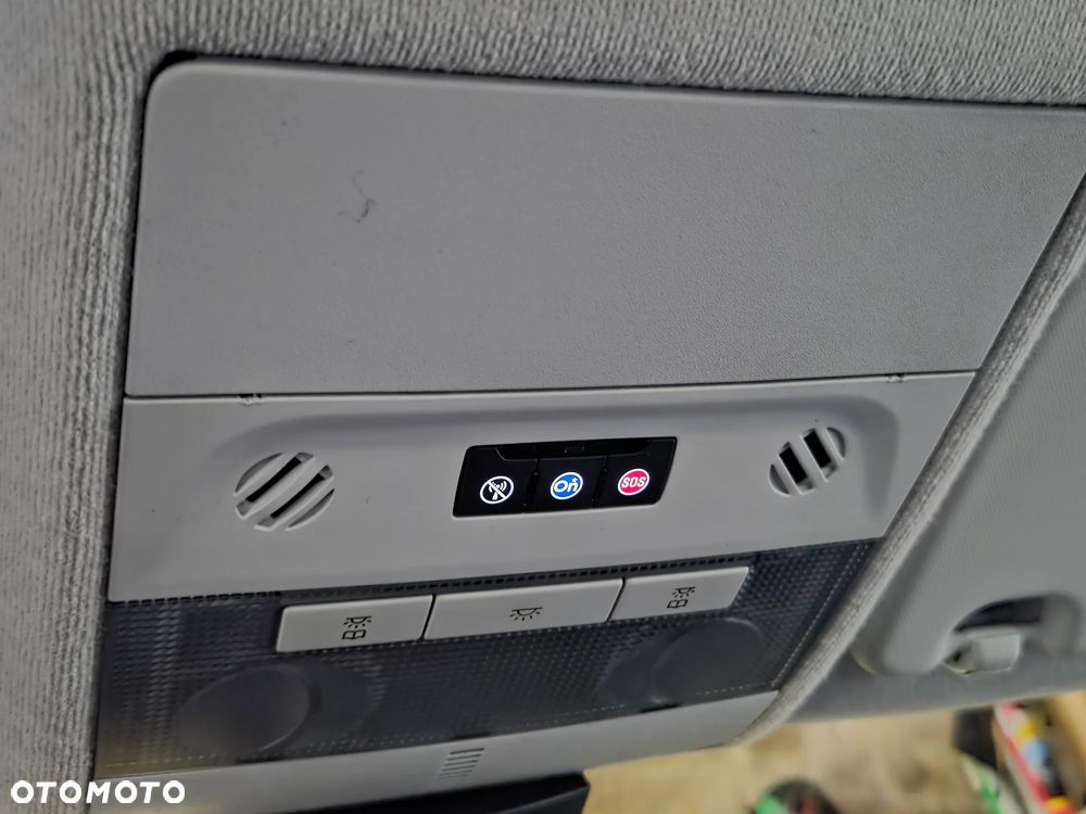 Opel Corsa 1.4 Turbo (ecoFLEX) Start/Stop Innovation - 36