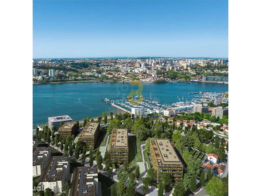 Apartamento T3, com varanda junto ao rio - Gaia - Grande imagem: 2/44