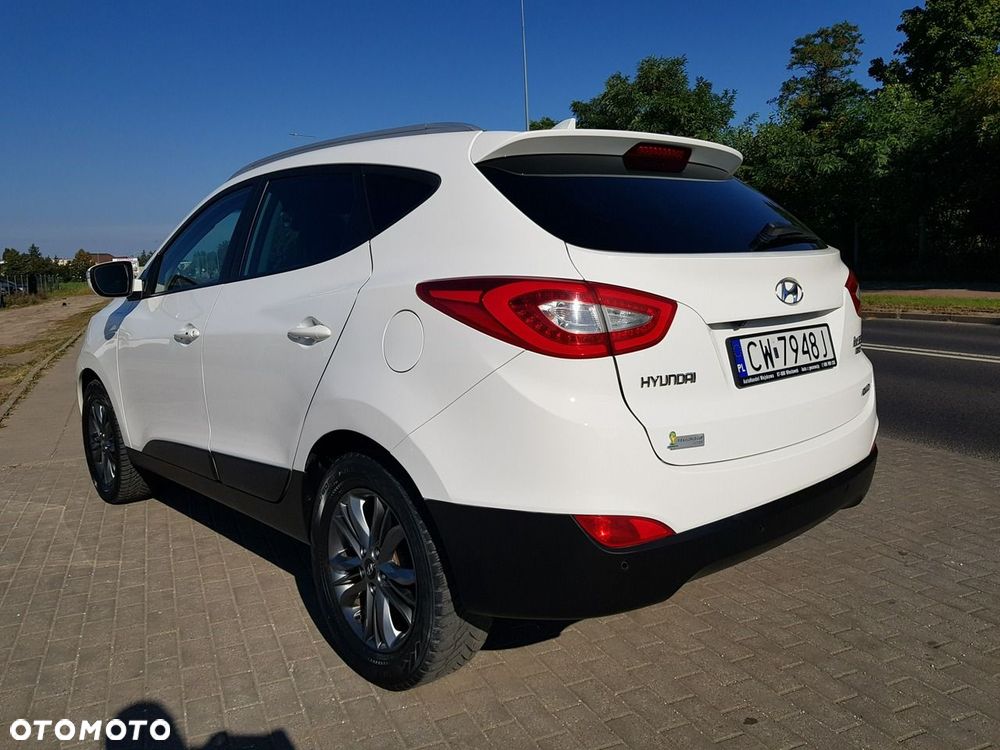 Hyundai ix35 2.0 CRDi 4WD Fifa World Cup Gold Edition - 7