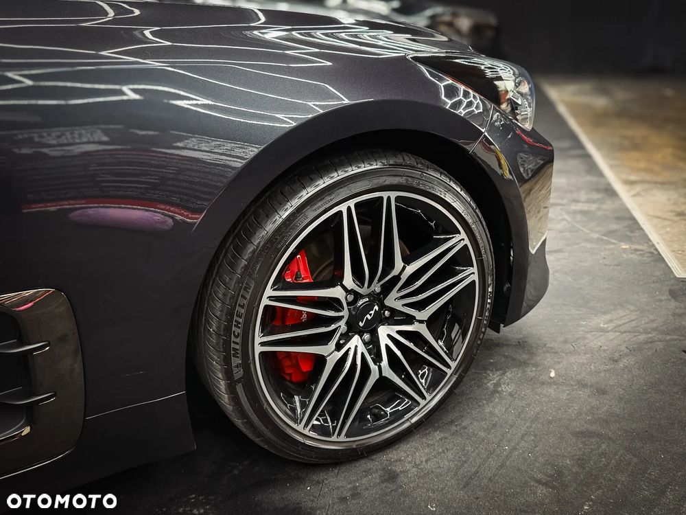 Kia Stinger 3.3 T-GDI AWD OPF GT - 11