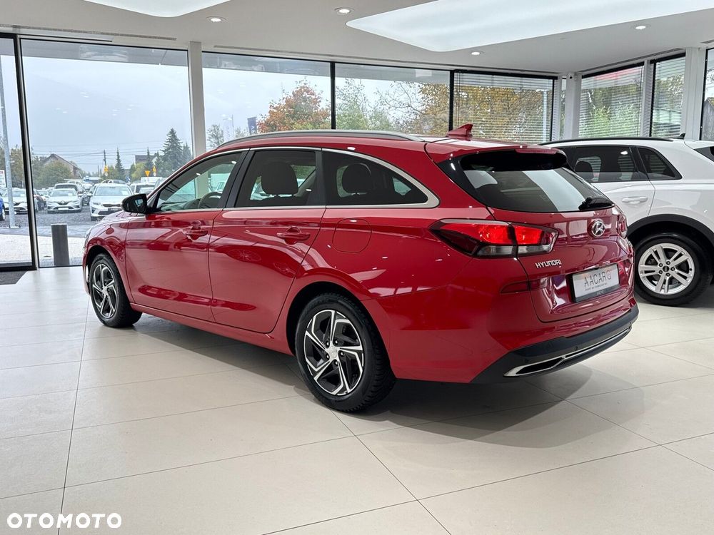 Hyundai i30 1.6 D Comfort DCT - 3