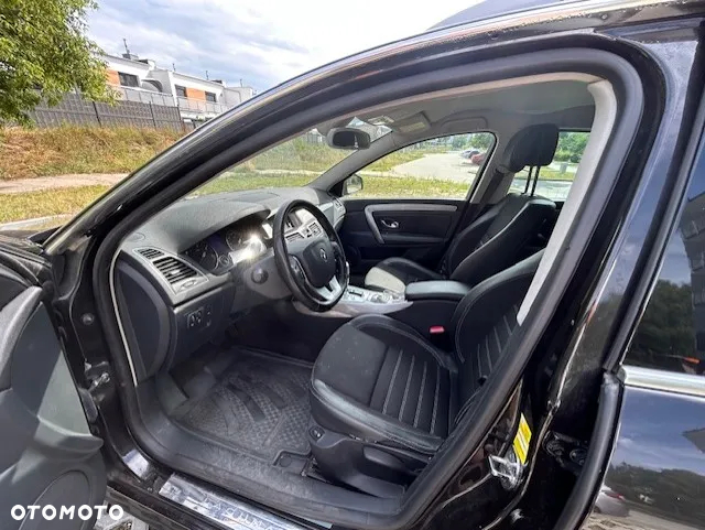 Renault Laguna Grandtour dCi 175 FAP GT - 12