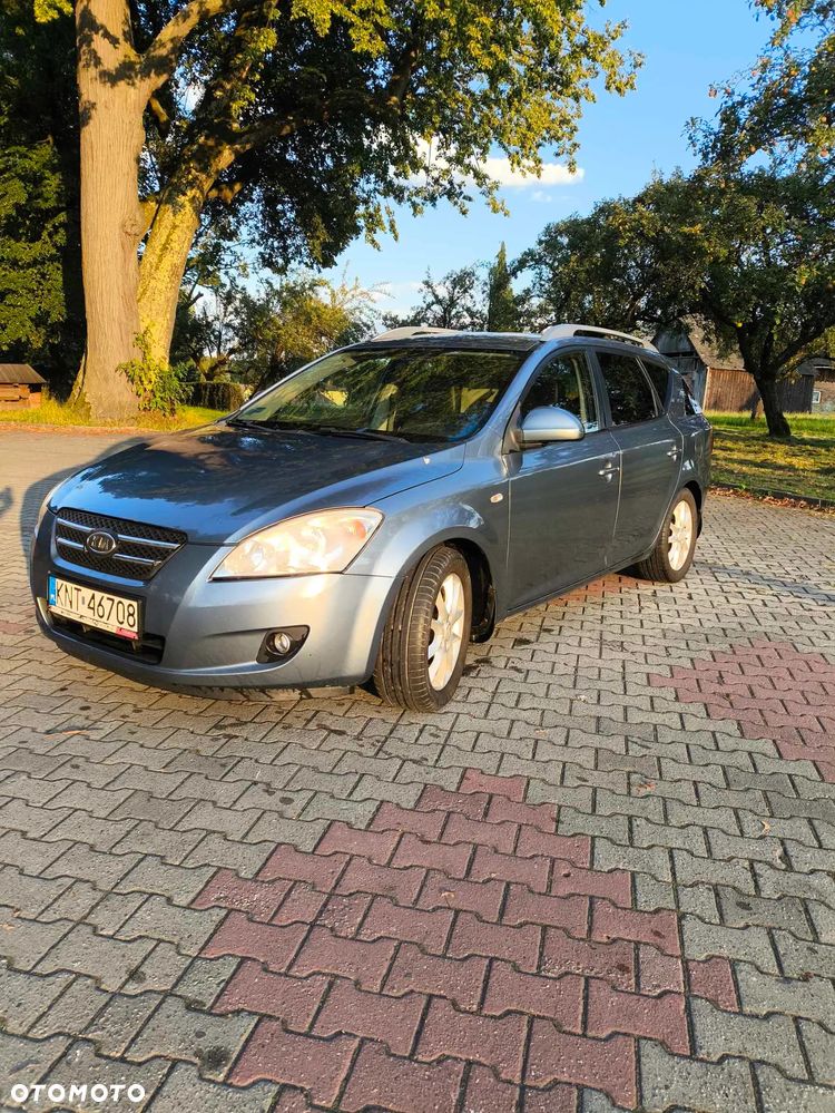 Kia Ceed 2.0 CRDi EX - 1