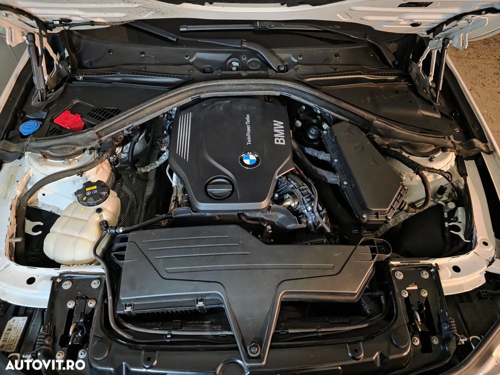 BMW Seria 3 320d Aut. xDrive - 13