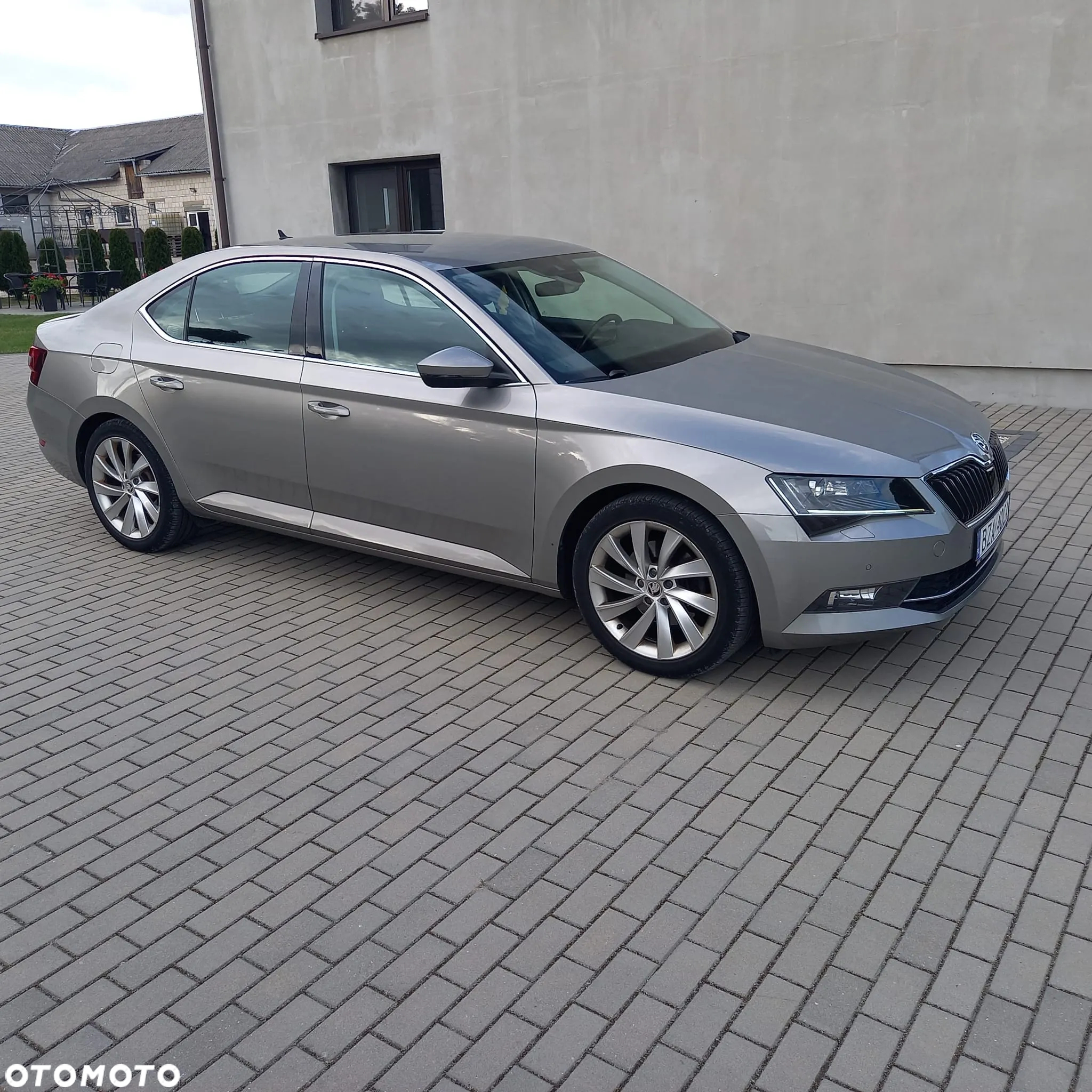 Skoda Superb 2.0 TDI Style - 5
