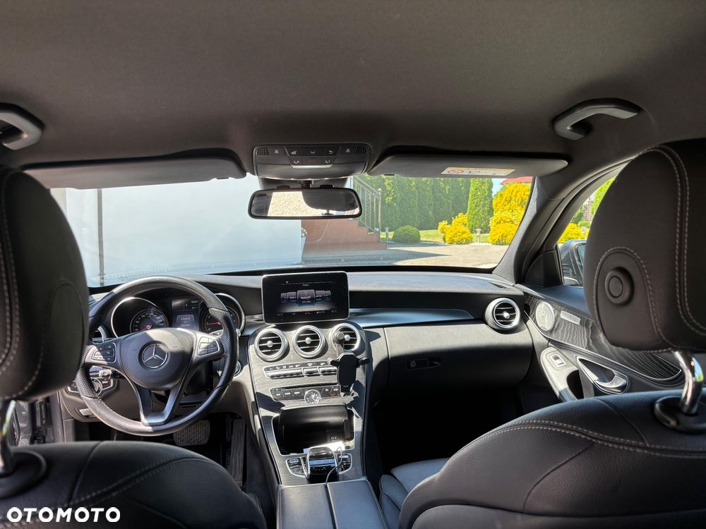 Mercedes-Benz Klasa C 300 de 9G-TRONIC - 11