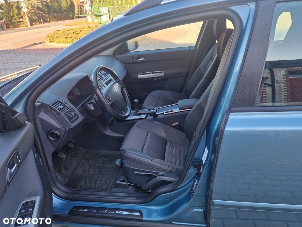 Volvo V50 - 16