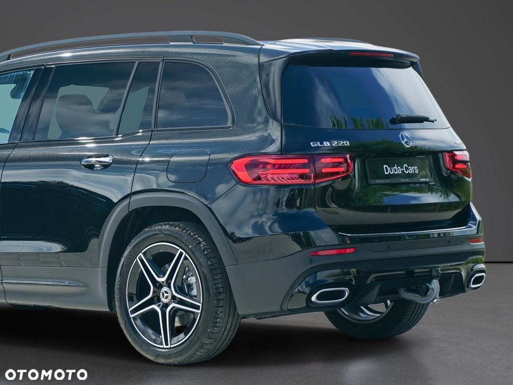 Mercedes-Benz GLB 200 AMG Line 7G-DCT - 13