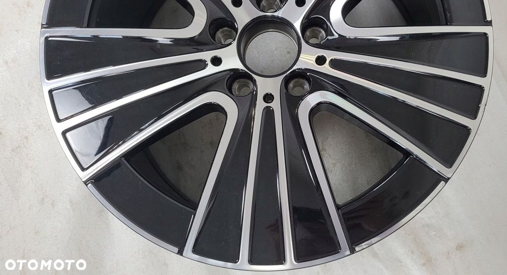 FELGA MERCEDES E-KLASA W214 ET32,5 8X18 18 5X112 A2144012800 - 11
