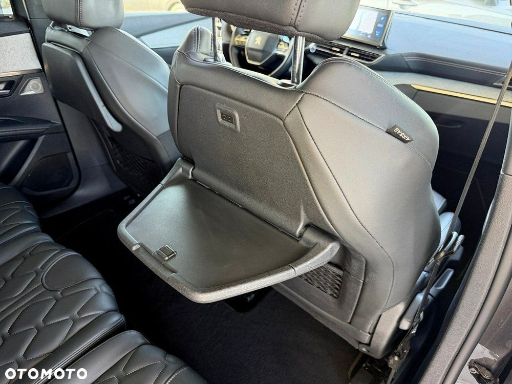 Peugeot 5008 - 29