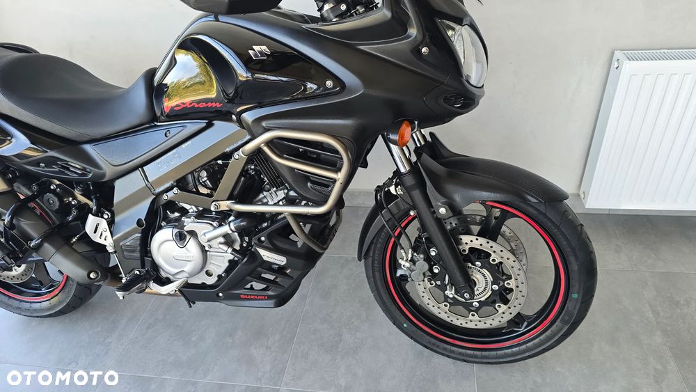 Suzuki V-STROM - 26