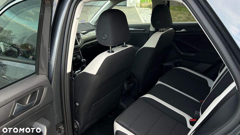 Volkswagen T-Roc 1.5 TSI GPF ACT Premium - 22