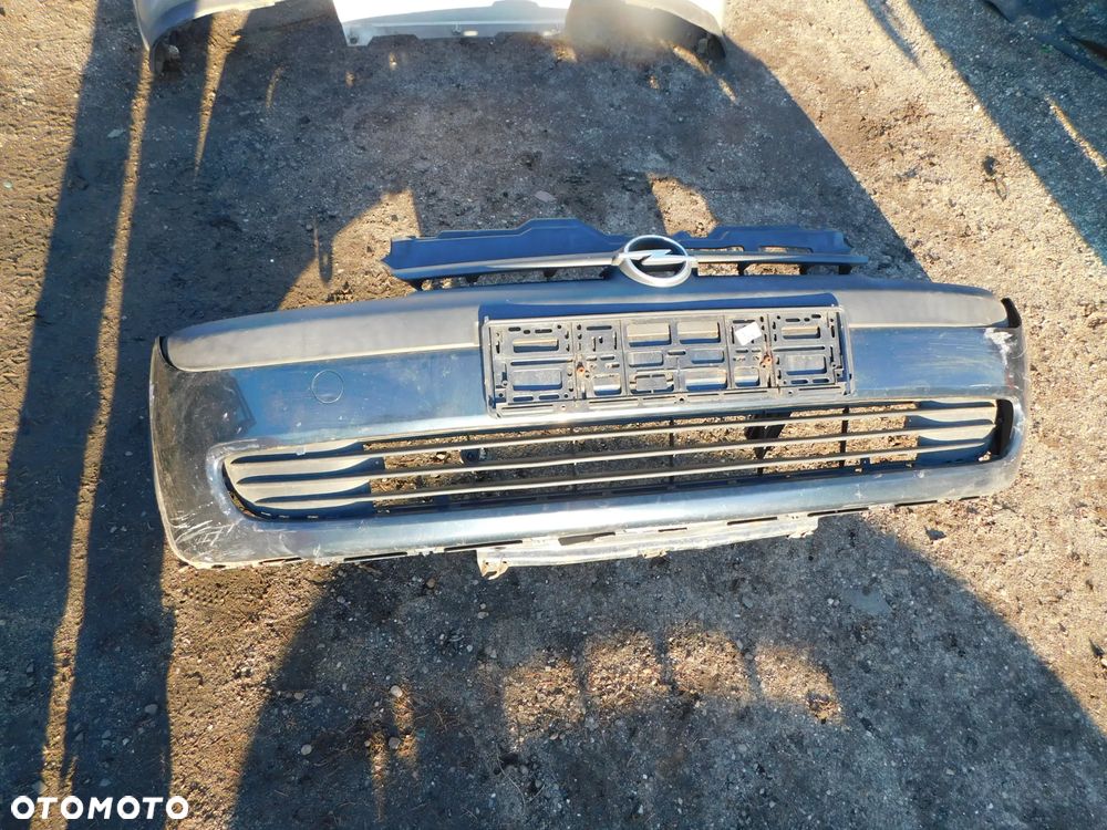 opel corsa C  zderzak  nr 40082 WYSYŁKA - 1