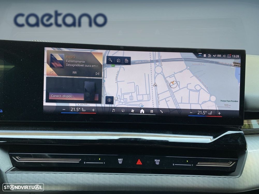 BMW 530 e Pack Desportivo M - 8