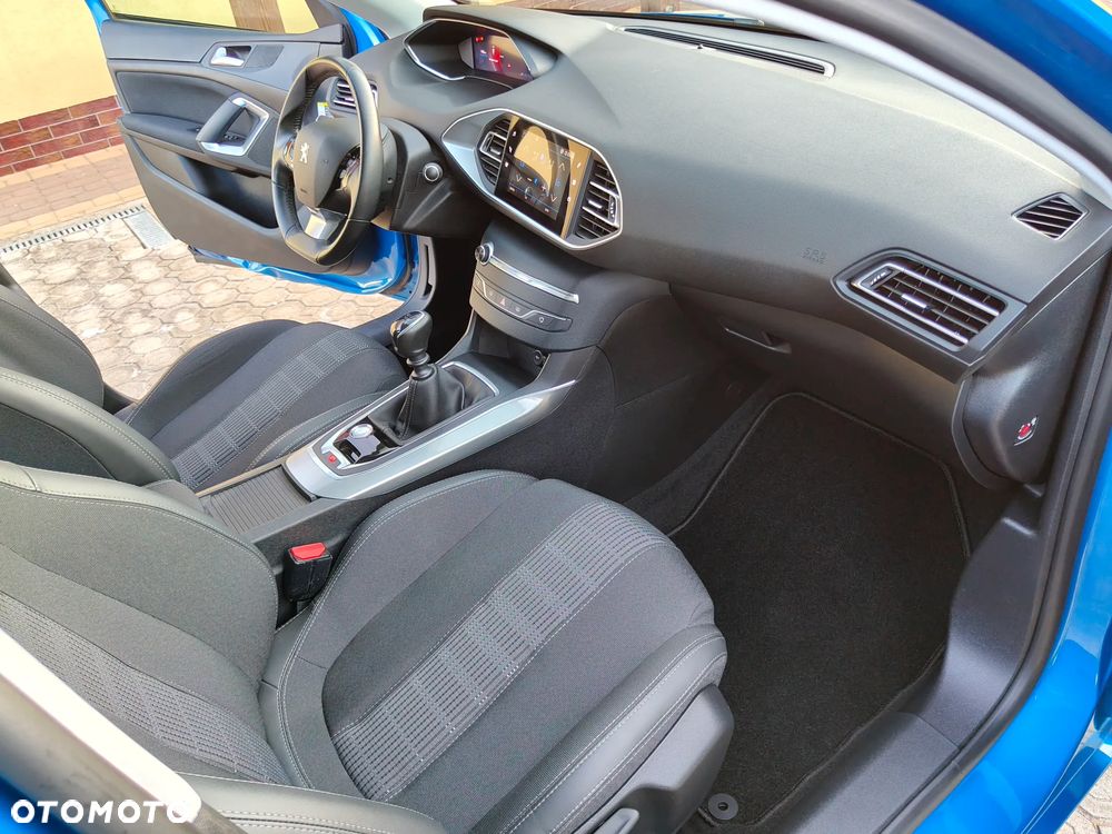 Peugeot 308 - 28