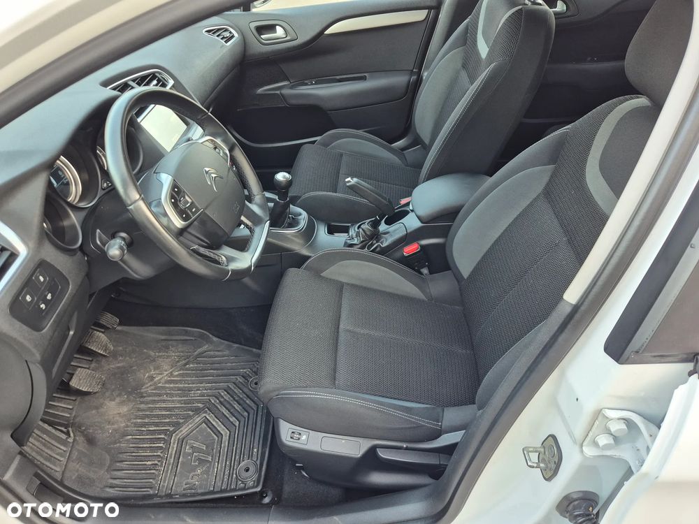 Citroën C4 BlueHDi 100 Selection - 11
