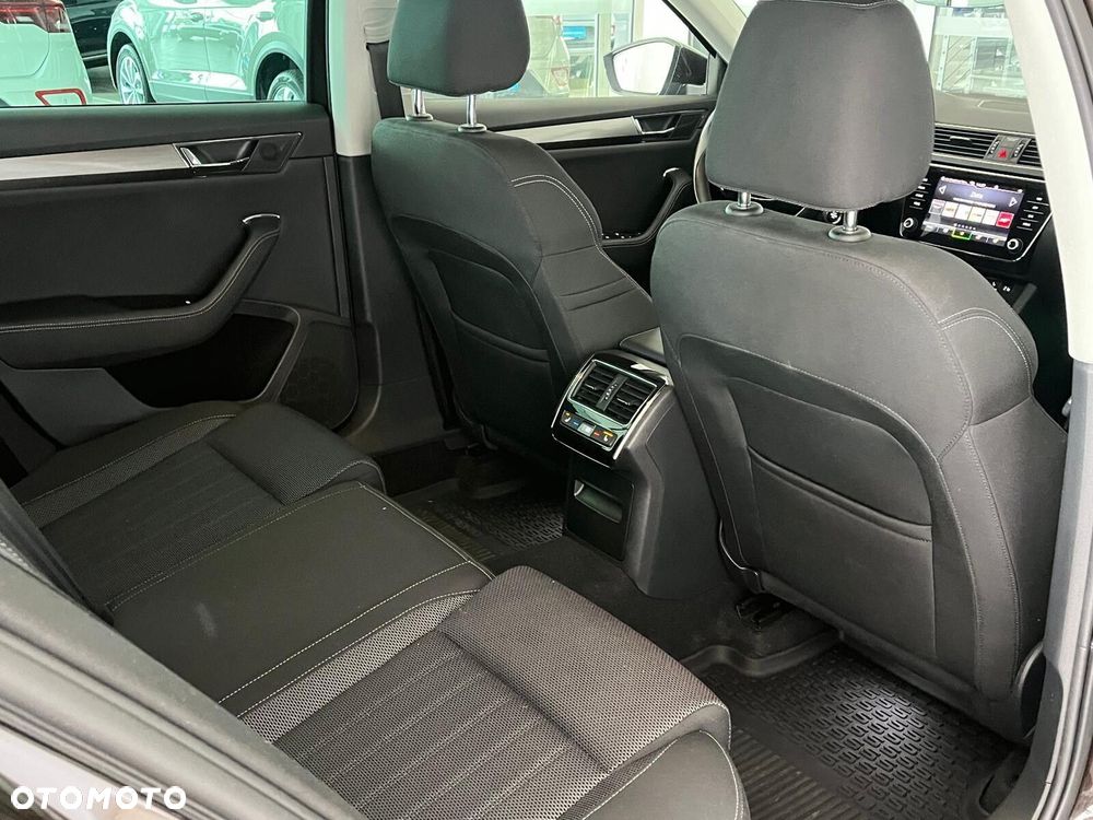 Skoda Superb 2.0 TSI DSG Style - 40