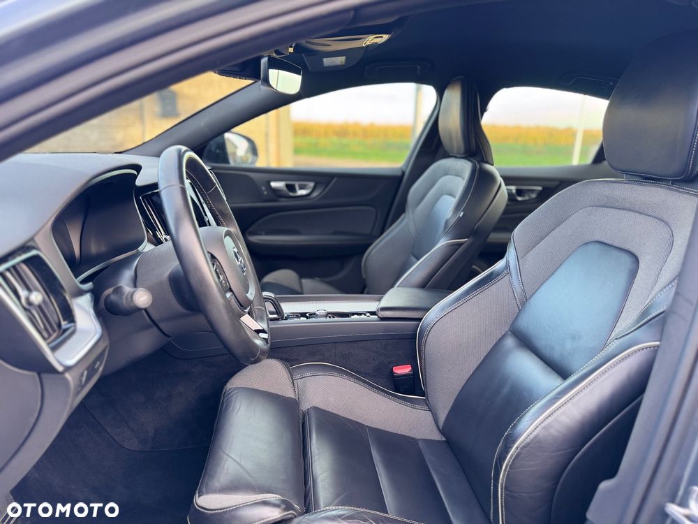 Volvo S60 - 23
