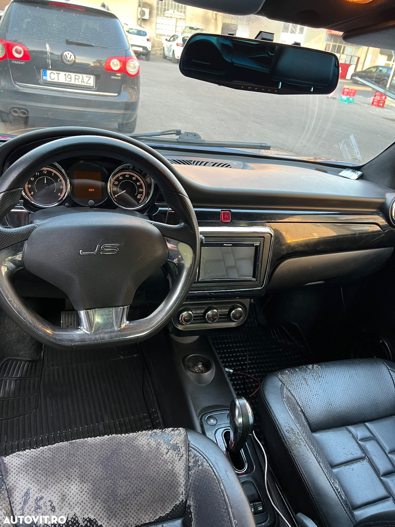 Ligier JS 50 - 12