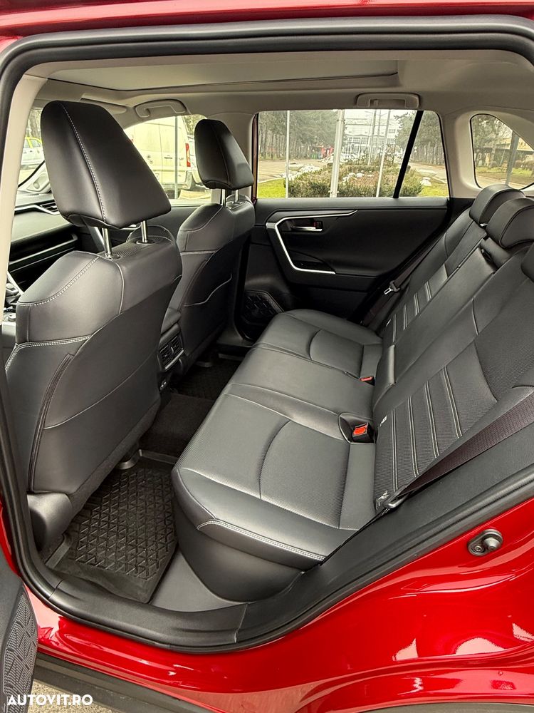 Toyota RAV4 - 7