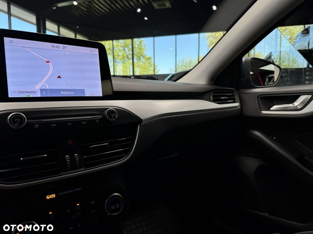 Ford Focus 1.5 EcoBlue SCR Connected - 32