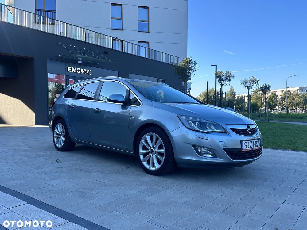 Opel Astra 2.0 CDTI DPF Sports Tourer - 14