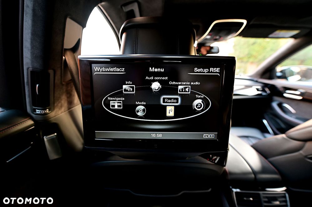 Audi S8 - 27