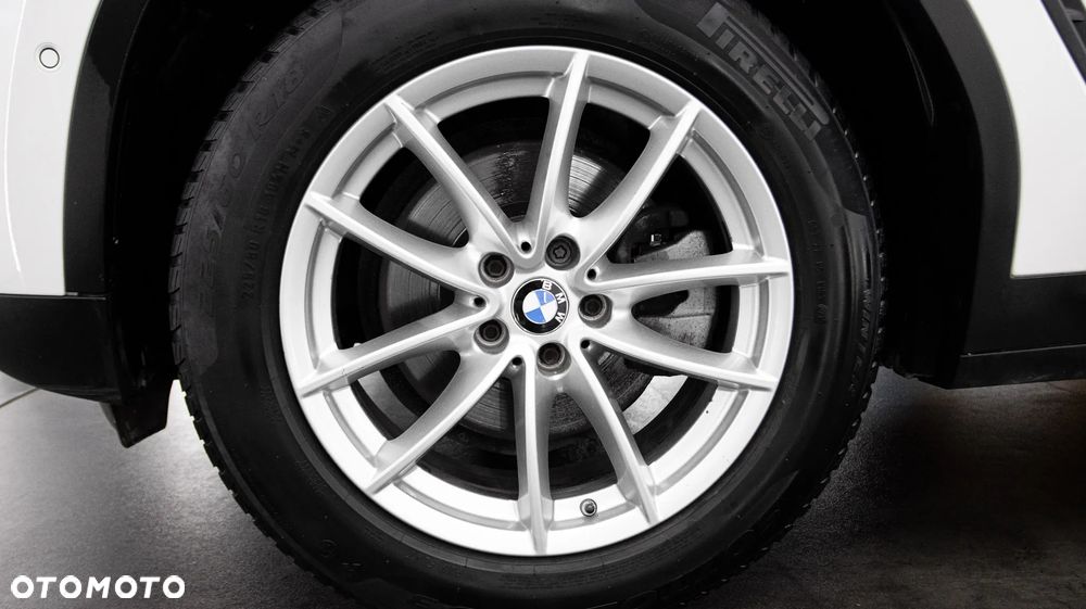 BMW X3 xDrive20i GPF Business Edition - 12