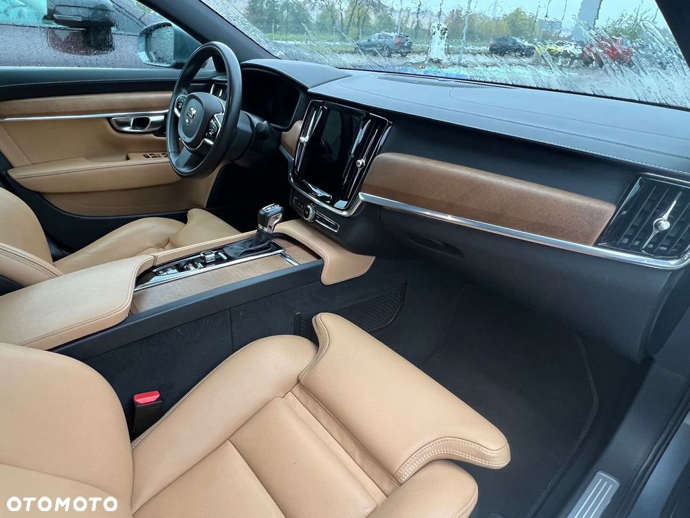 Volvo S90 D4 Inscription - 4