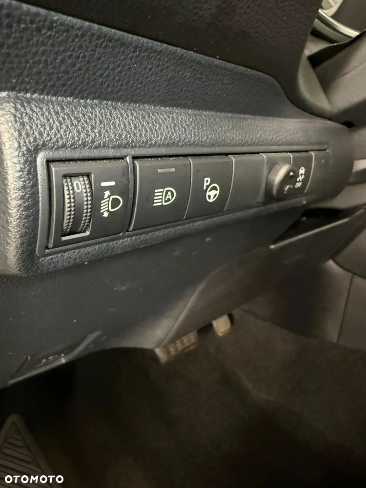 Toyota Corolla 2.0 Hybrid Comfort - 9