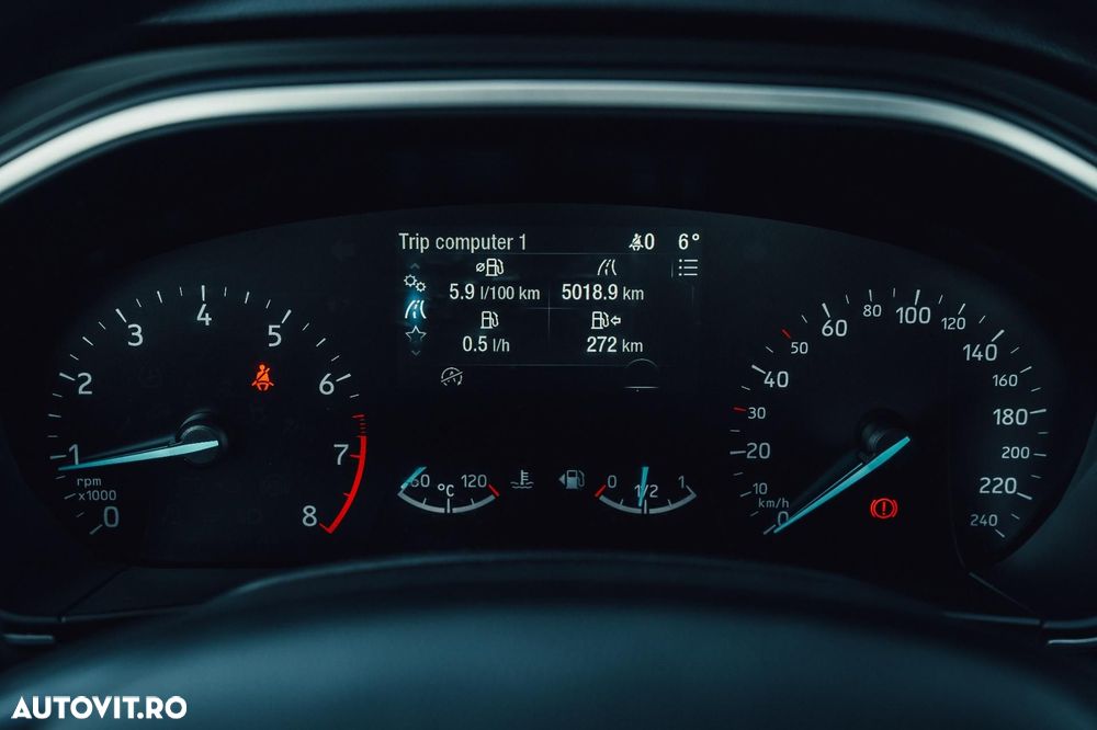 Ford Focus 1.0 EcoBoost Trend Edition - 8