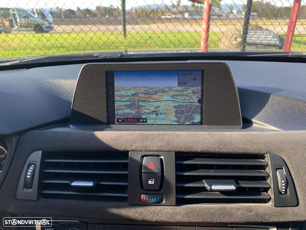 BMW 320 d Pack M - 33