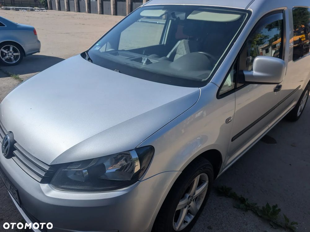 Volkswagen Caddy 2013 photo 2