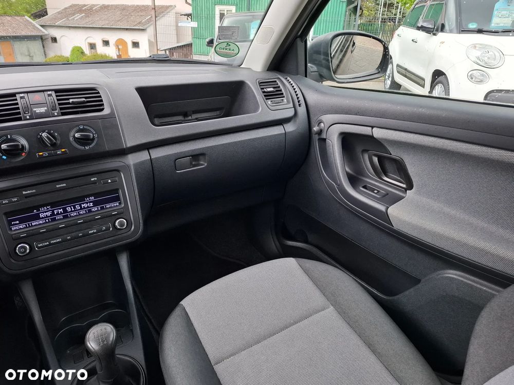 Skoda Fabia - 10