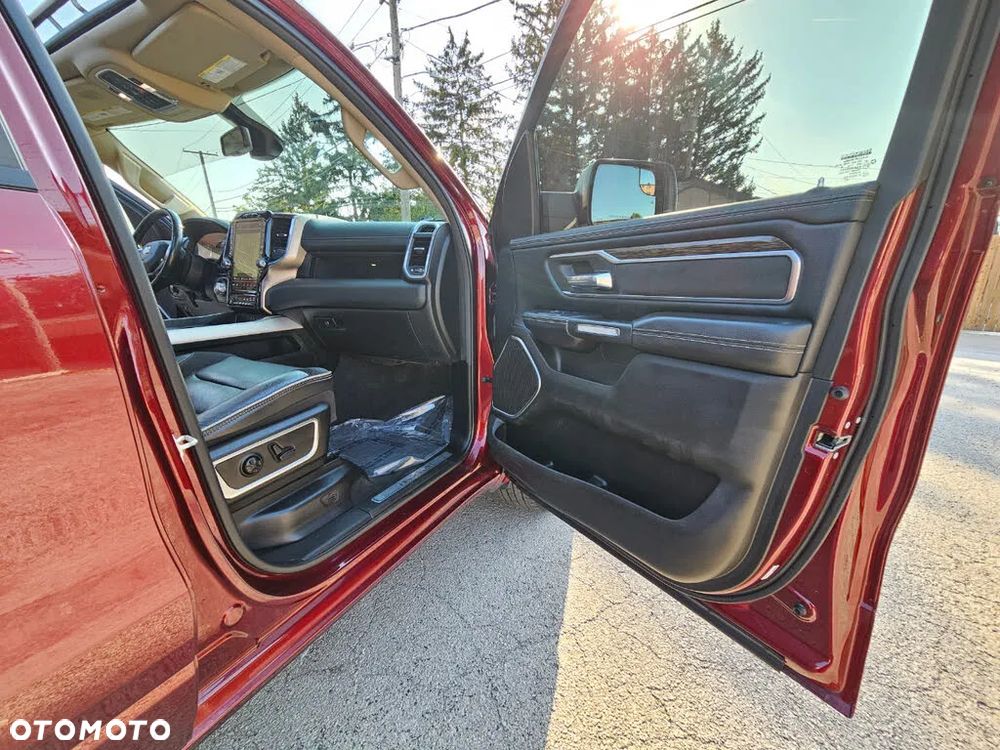 RAM 1500 5.7 Crew Cab Limited - 10