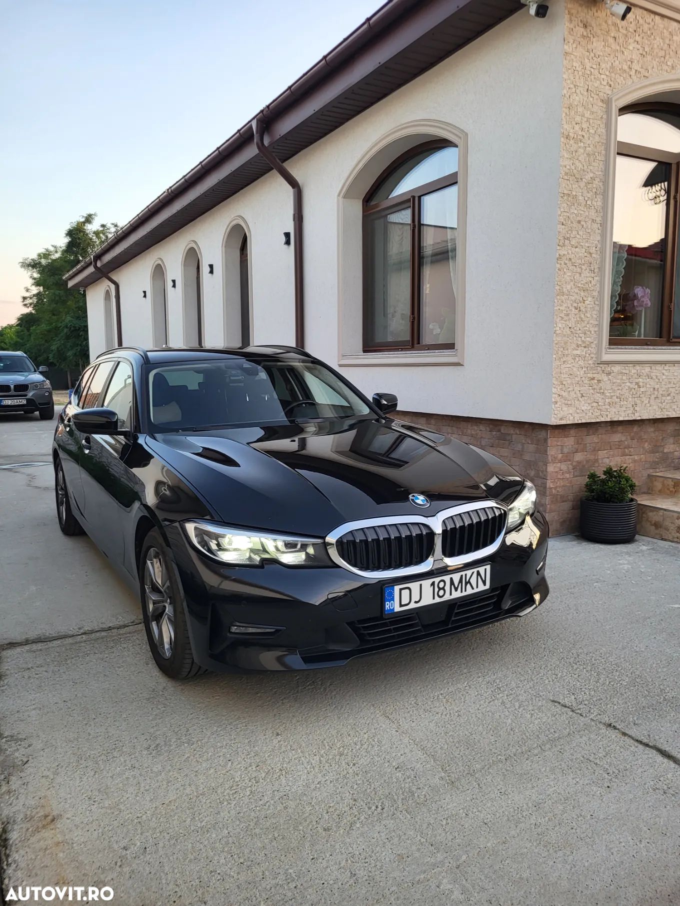 BMW Seria 3 318d Touring Aut. Sport Line - 1