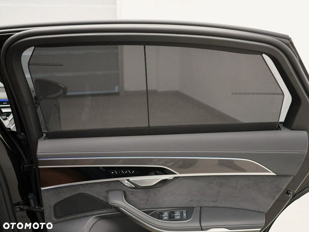 Audi A8 - 20