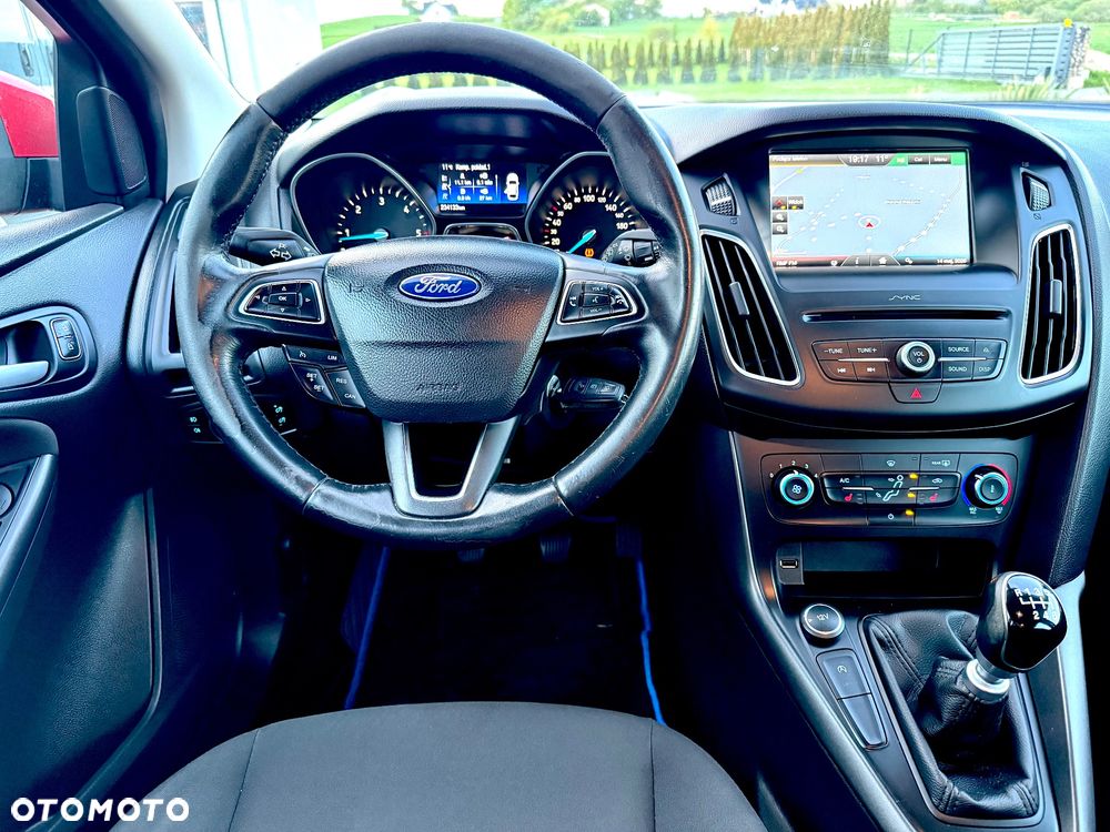 Ford Focus - 8