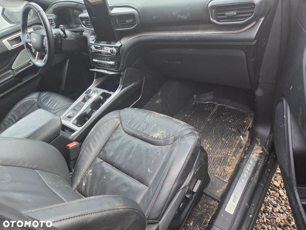 Ford Explorer EcoBoost Plug-in Hybrid PLATINUM - 6