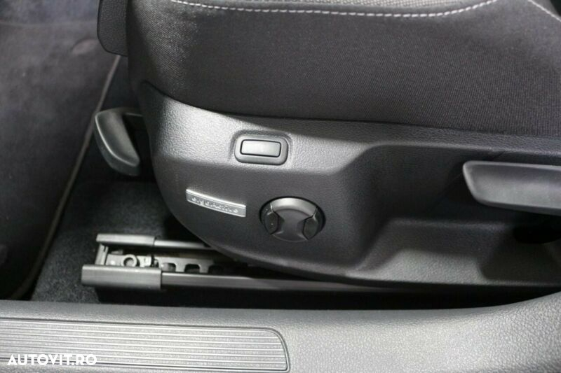 Volkswagen Golf 1.0 TSI DSG - 13