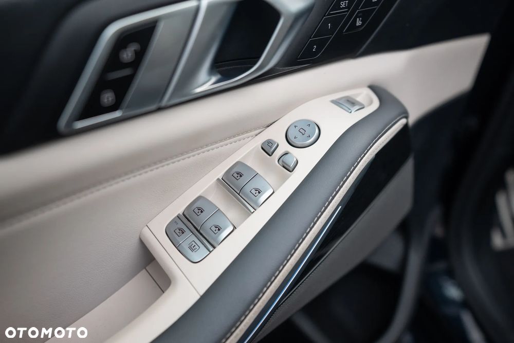 BMW X7 M60i xDrive mHEV sport - 19