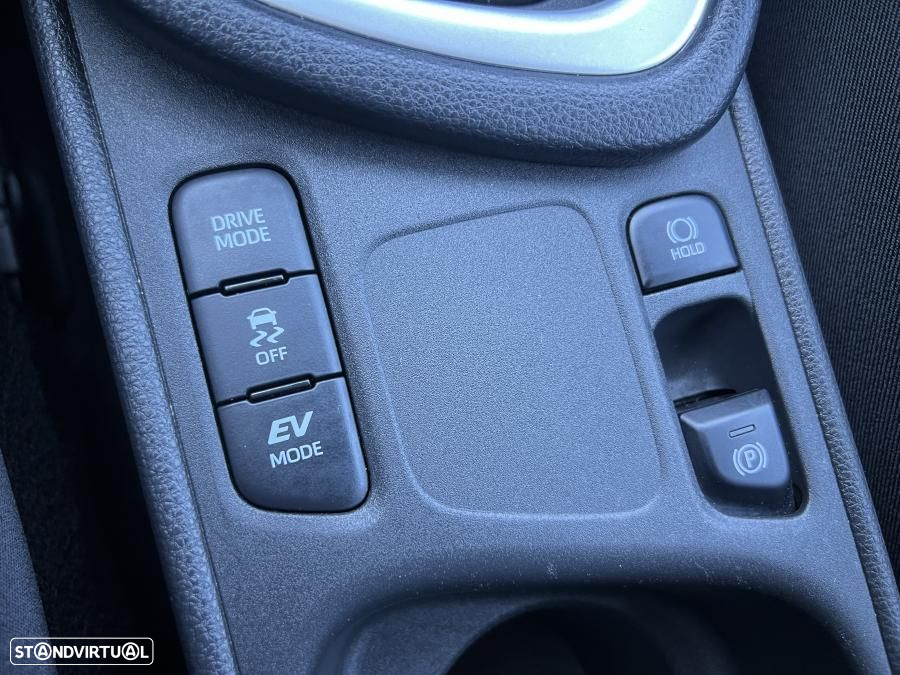 Toyota Yaris 1.5 HDF Comfort Plus - 44