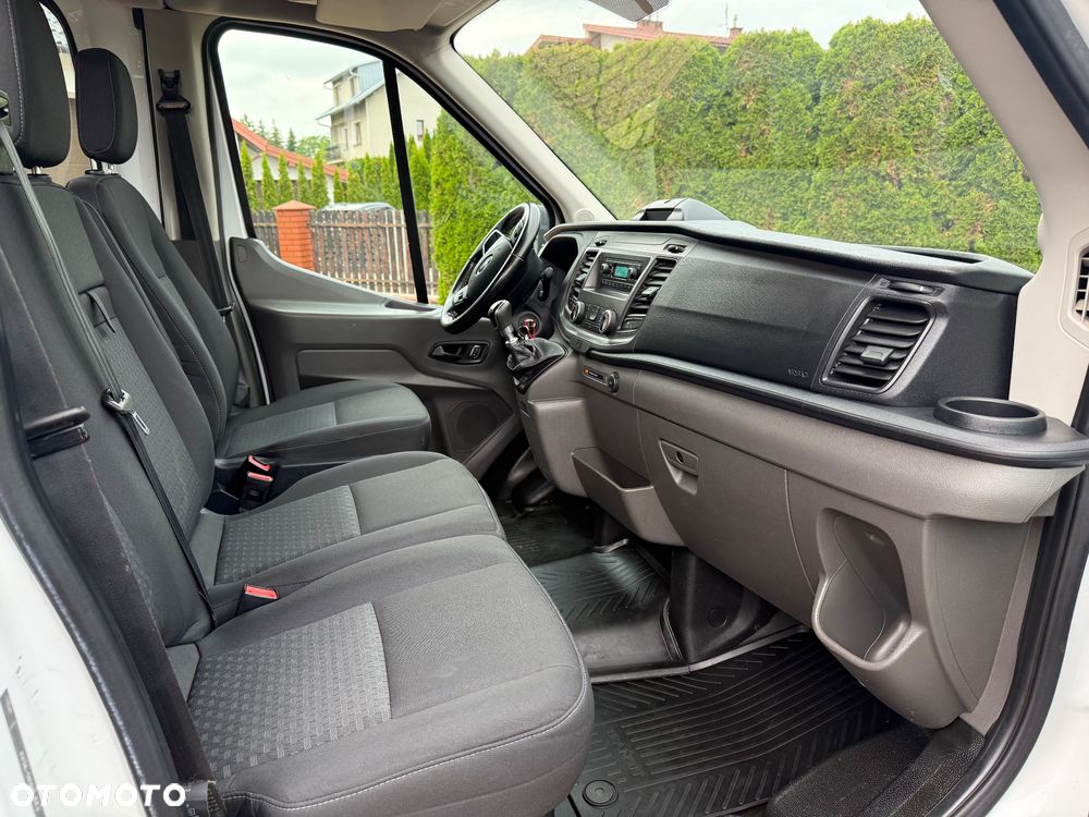 Ford Transit - 17
