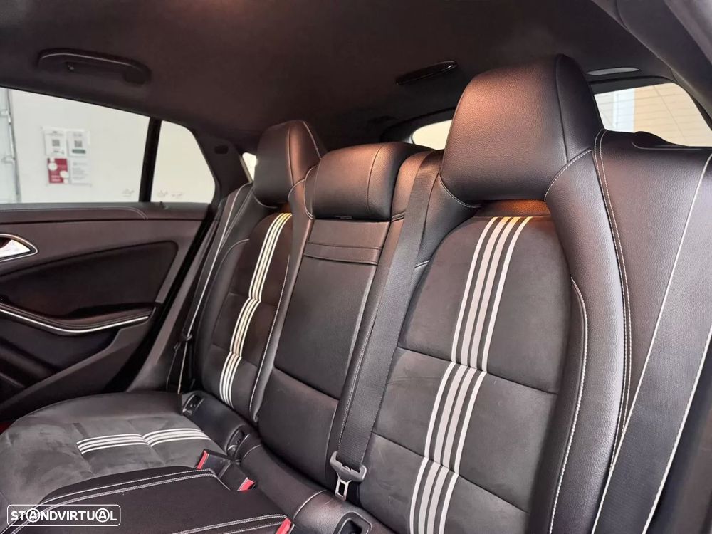 Mercedes-Benz CLA 180 d Shooting Brake AMG Line - 49