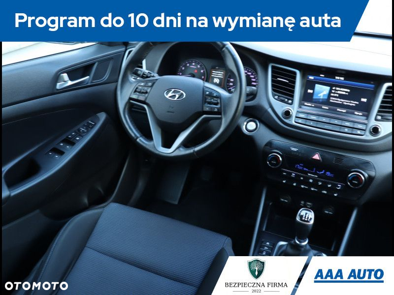 Hyundai Tucson - 8