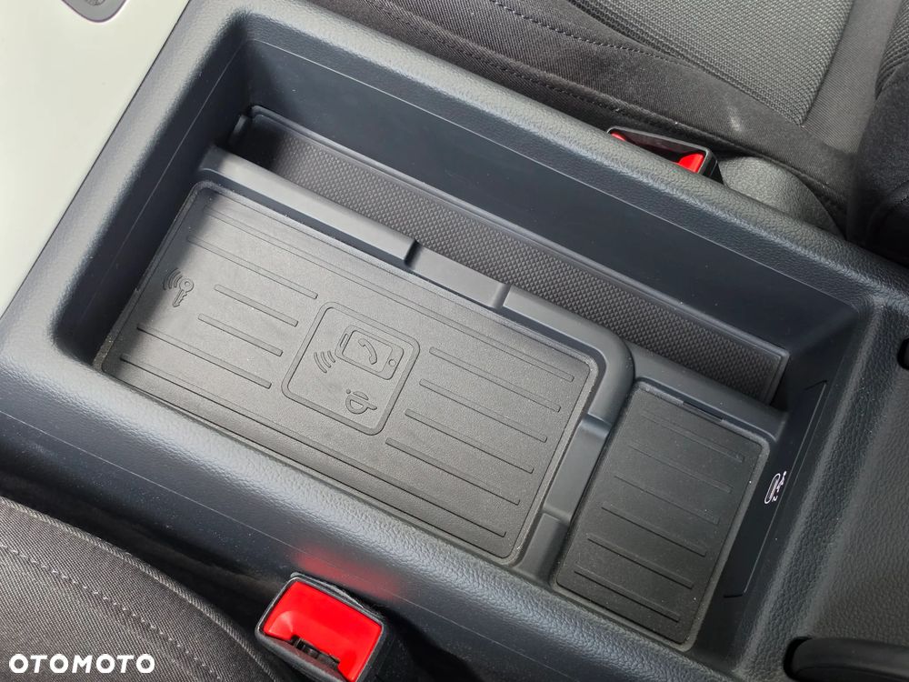 Audi A4 Limousine 35 TFSI mHEV Advanced S tronic - 31