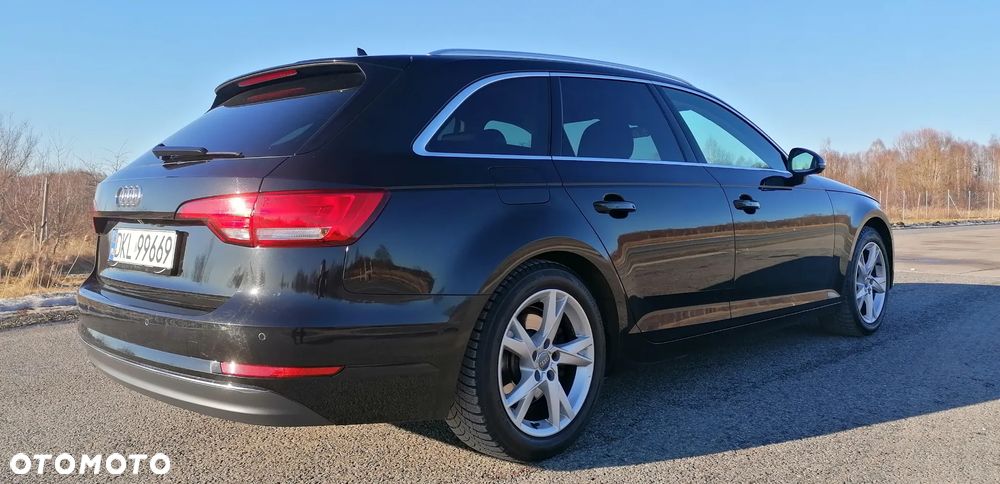Audi A4 Avant 2.0 TDI Design S tronic - 11