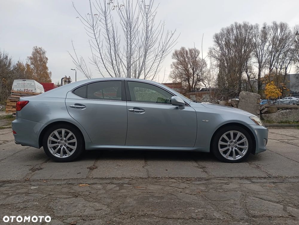 Lexus IS 250 Prestige - 5