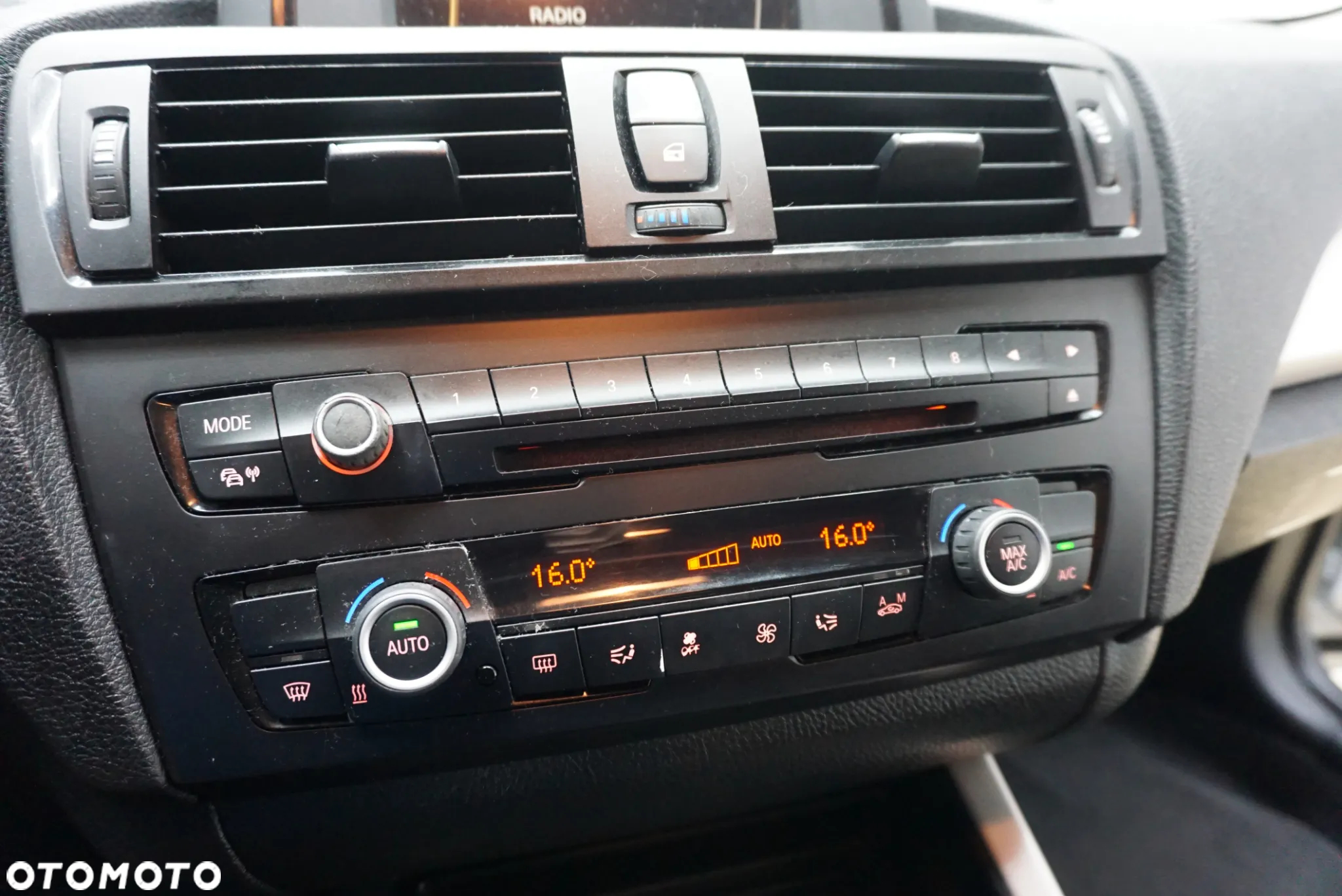 BMW Seria 1 114d - 30